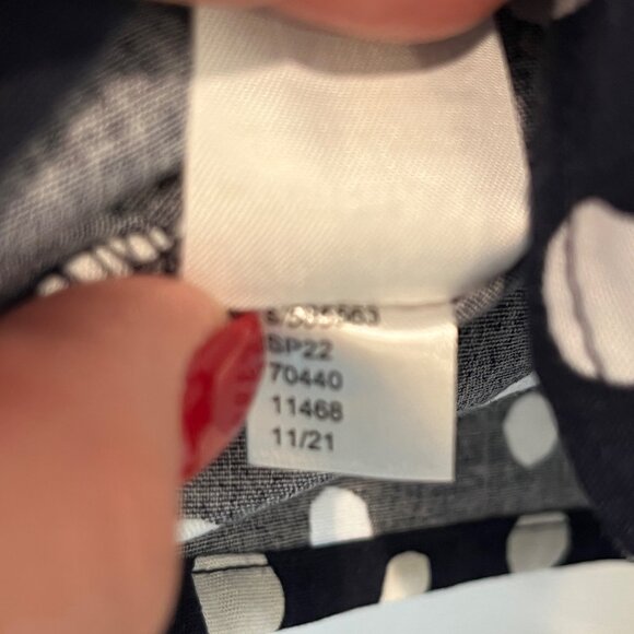 NWT Loft Navy Polka Dot Blouse Peplum Flutter Sleeves Women’s Top Size Medium - Picture 9 of 13